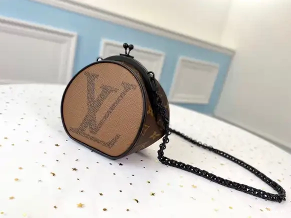 Cheap LOUIS VUITTON BOURSICOT BC 0521